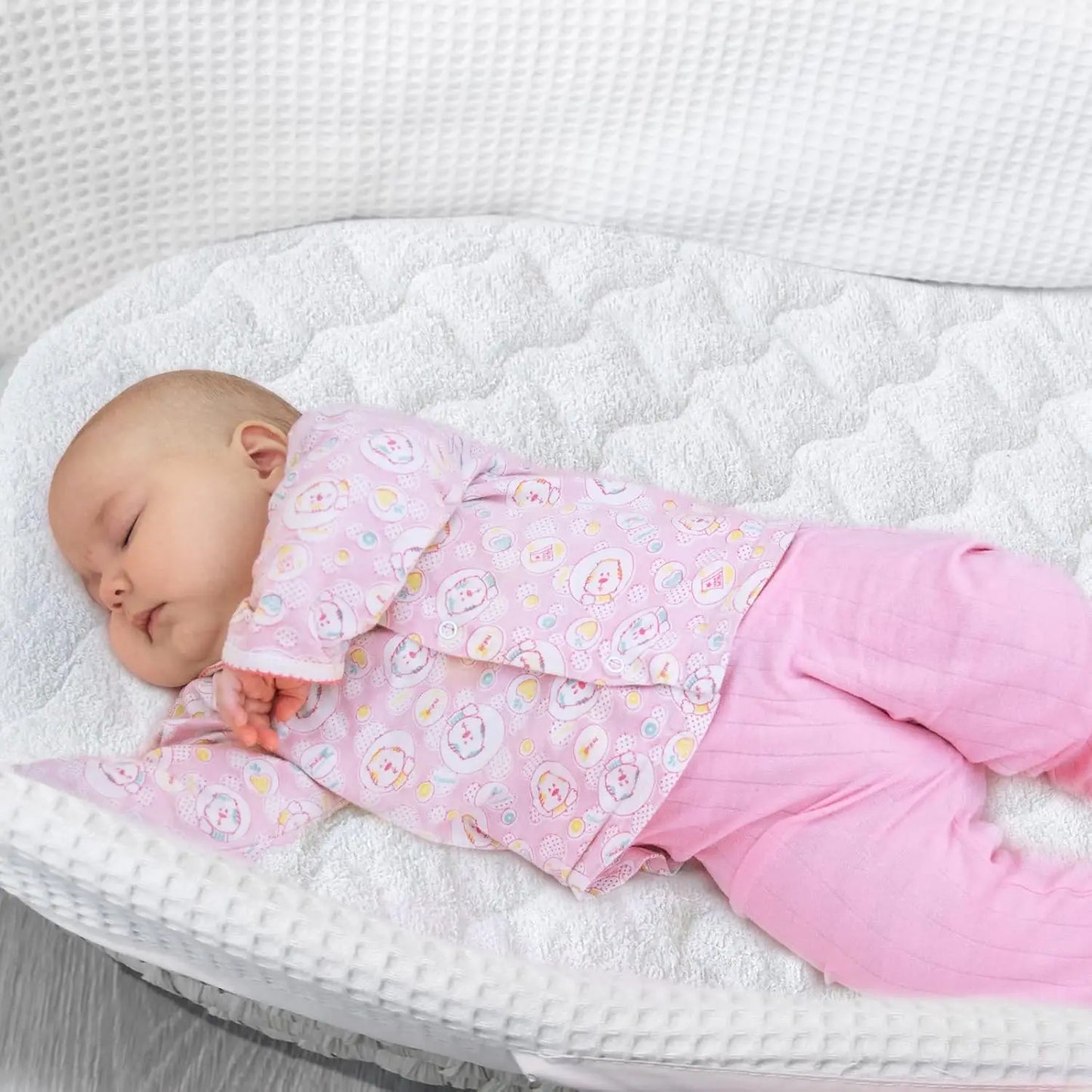 Waterproof Bassinet Mattress Protector With Cotton Terry Cover