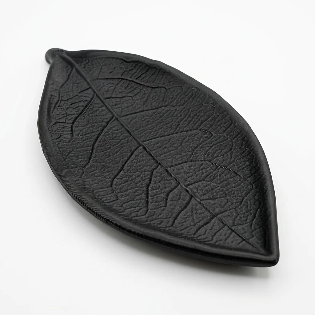 Minimalist 3D Leaf Jewelry Dish, Decorative Vanity Tray for Ring, Necklace & Bracelet Storage, Elegant Desktop Organizer Display