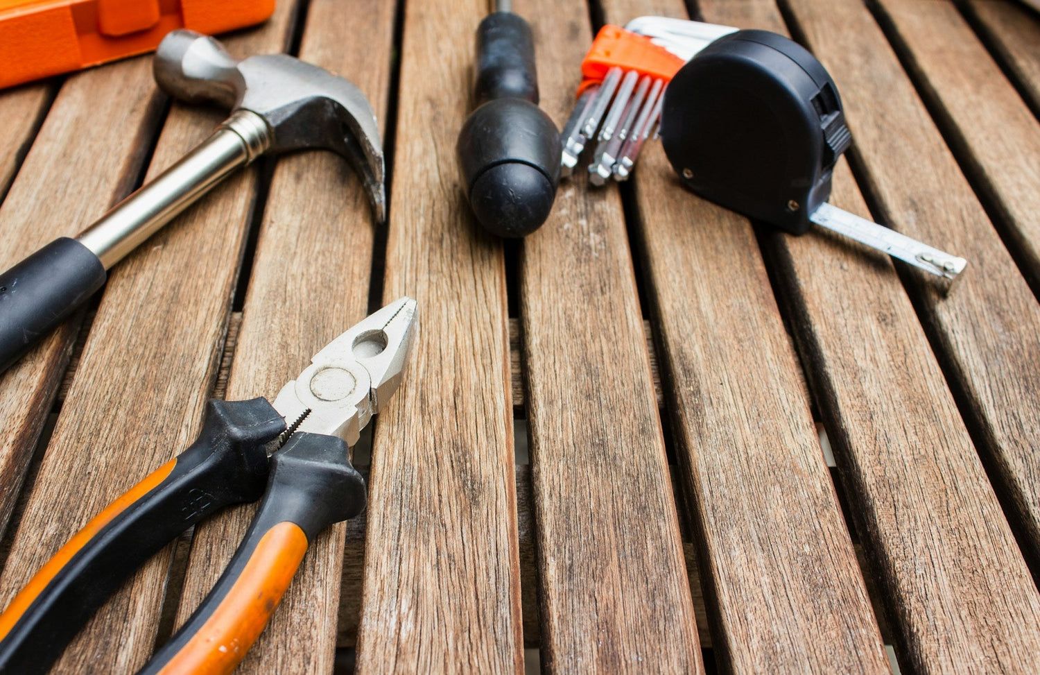 Tools & Home Improvement