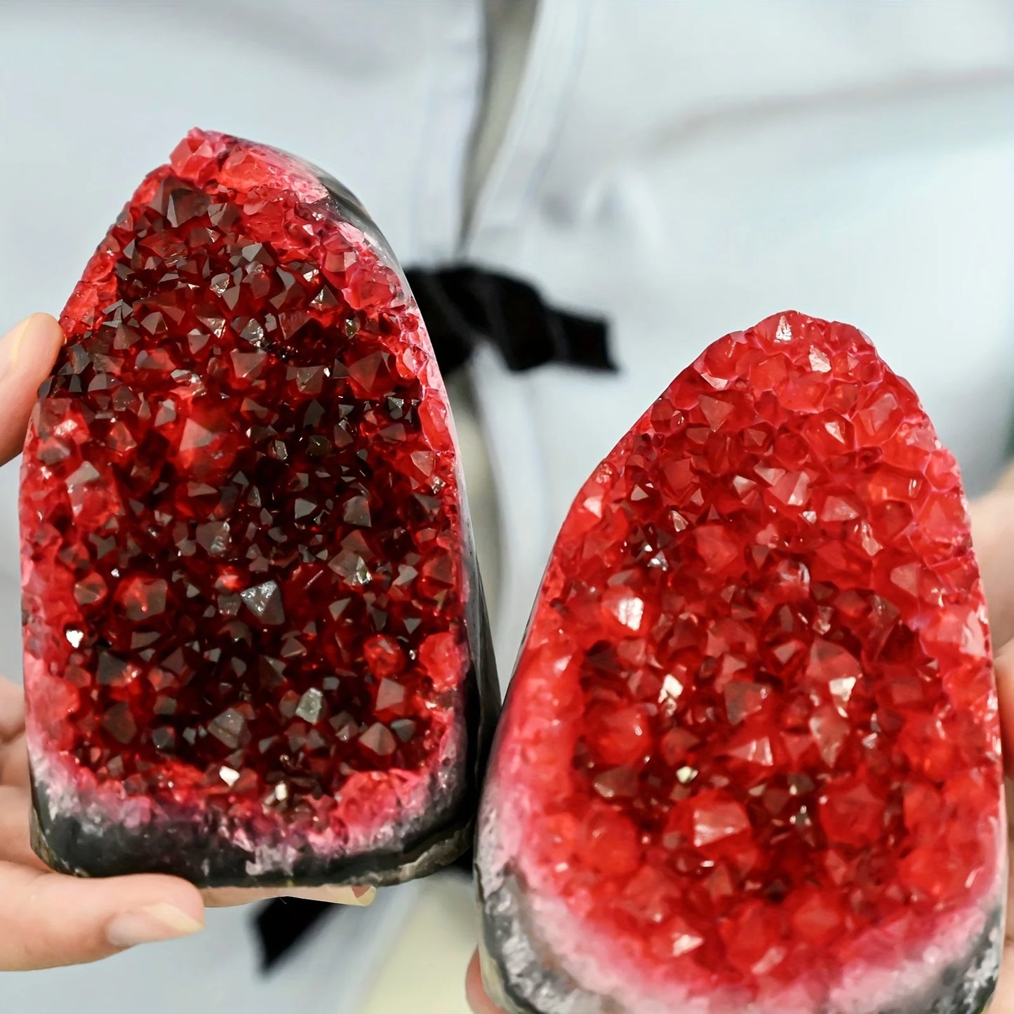 Exquisite Geode Cut Display Cluster For Modern Home Office Decoration