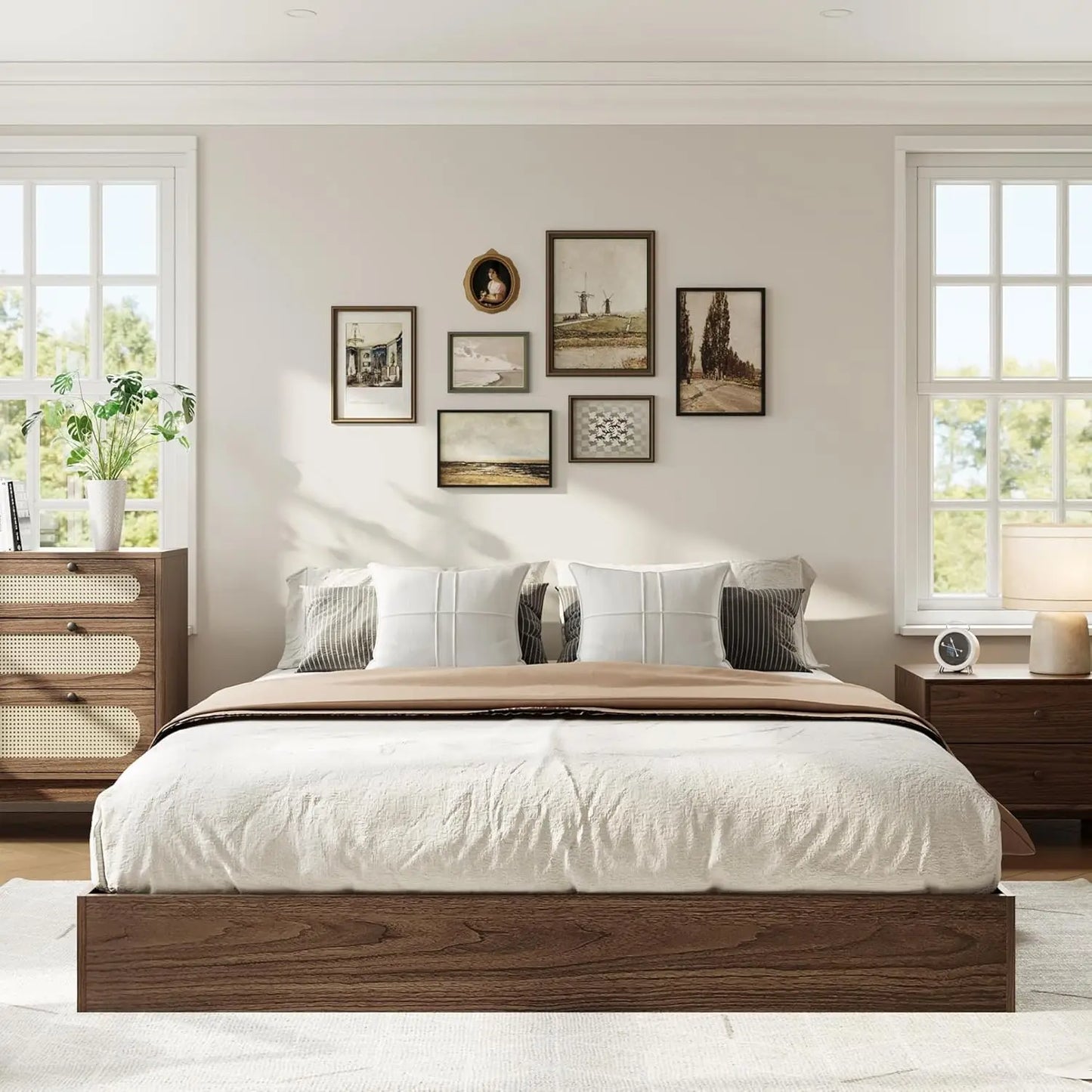 Modern Wooden Platform Bed Frame Featuring Sturdy Support Slats