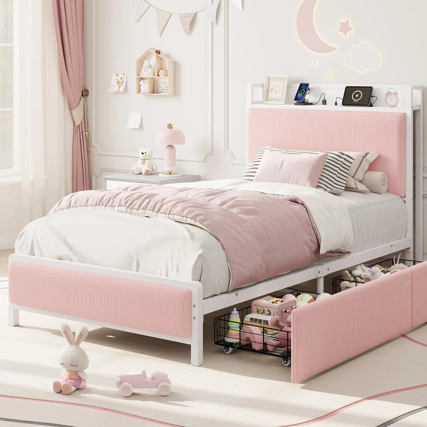 Mid Century Modern Platform Bed Frame With Charging Station