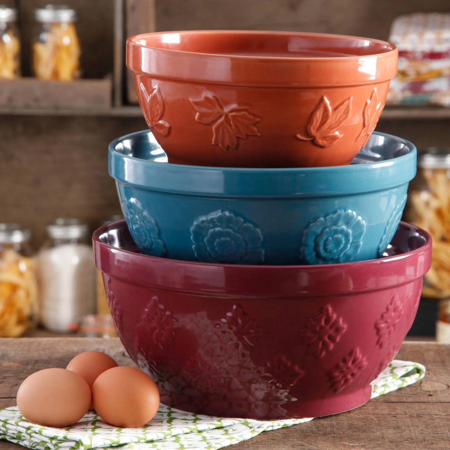 Ceramic Mixing Bowl Set with Three Different Sizes for Kitchen Use