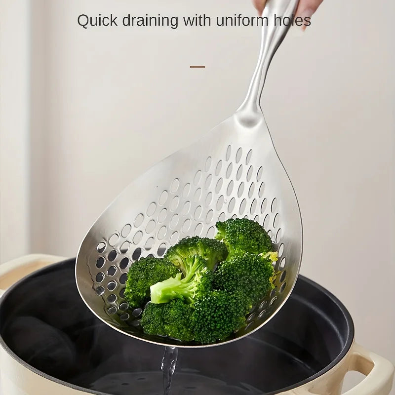 201 Stainless Steel Kitchenware Cooking Strainer with Wood Handle Pepper Seasoning Colander Sieve Utensils Filter Scoop Spoons