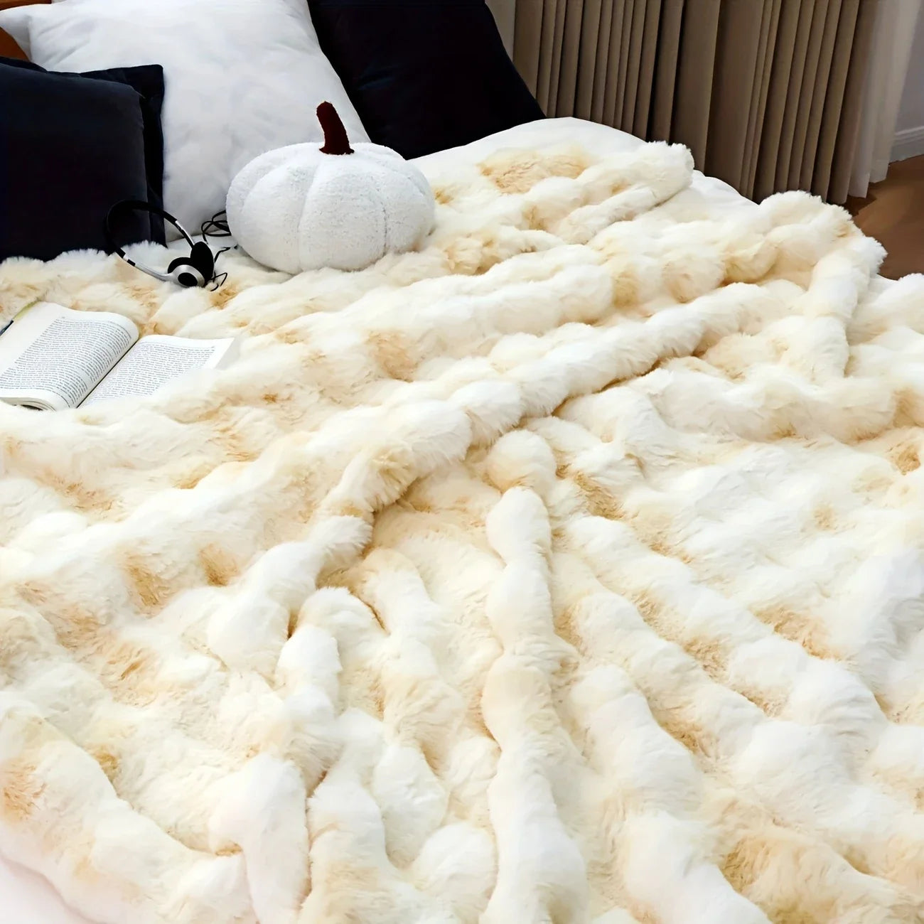 Fluffy Bubble Fleece Throw Blanket For Cozy Couch Decor