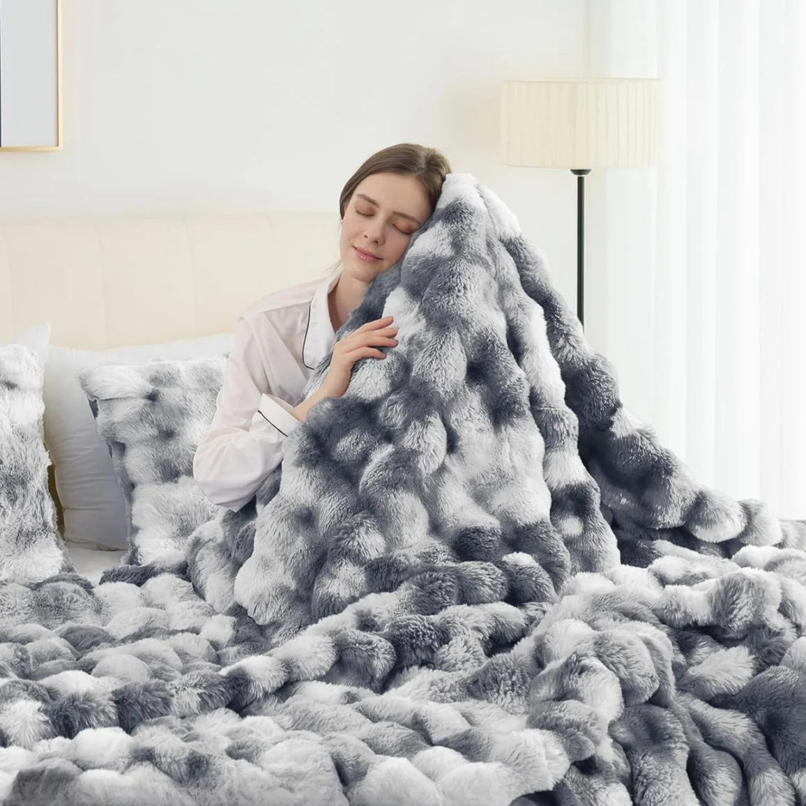 Fluffy Bubble Fleece Throw Blanket For Cozy Couch Decor