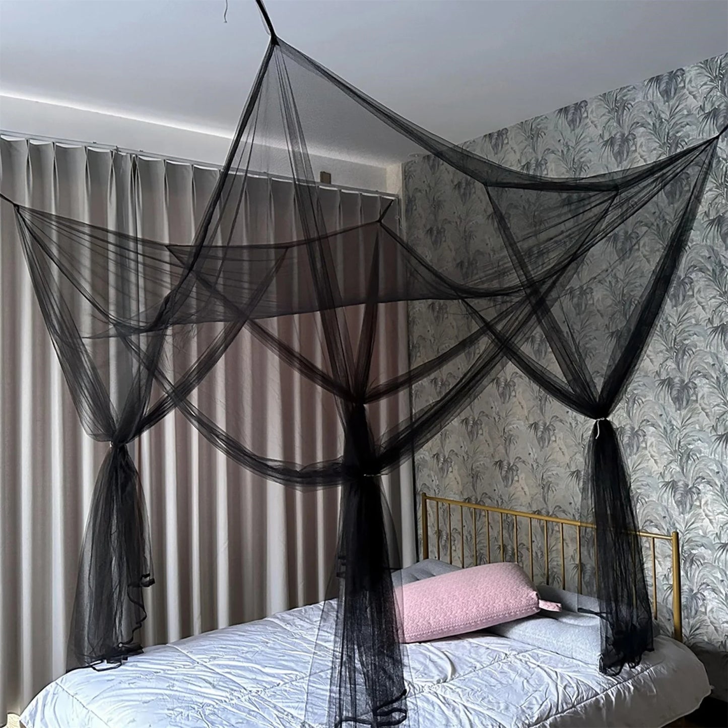 Portable and Lightweight Mosquito Net with Fine Mesh for Outdoor Adventures Ideal for Camping Hiking and Travel