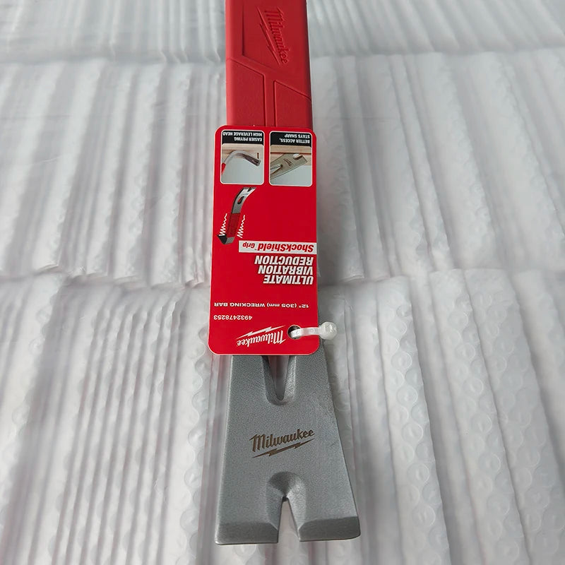 Milwaukee 4932478253 12" Heavy Duty Wrecking Bar ShockShield Anti-Vibration Grip Industrial Grade Pry Bar