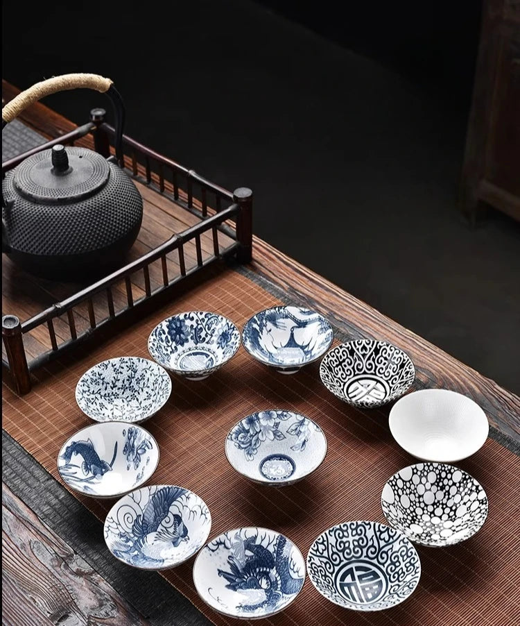 10pcs/box Blue and White Porcelain Tea Bowls Ceramic Kung Fu Small Teacups Single Master Cup with Gift Box Packaging Teaware Set