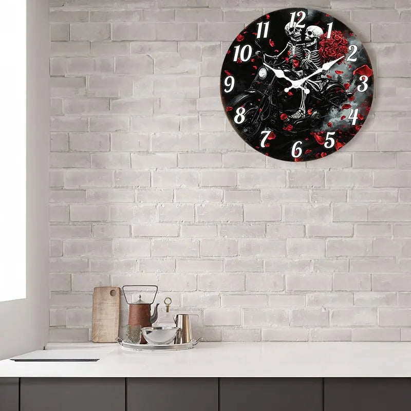 () 1pc Silent Wall Clock Non-Ticking Wooden, Decorative Circular Clock Gothic Motorcycle Skeletons with Roses Design for Bedroom