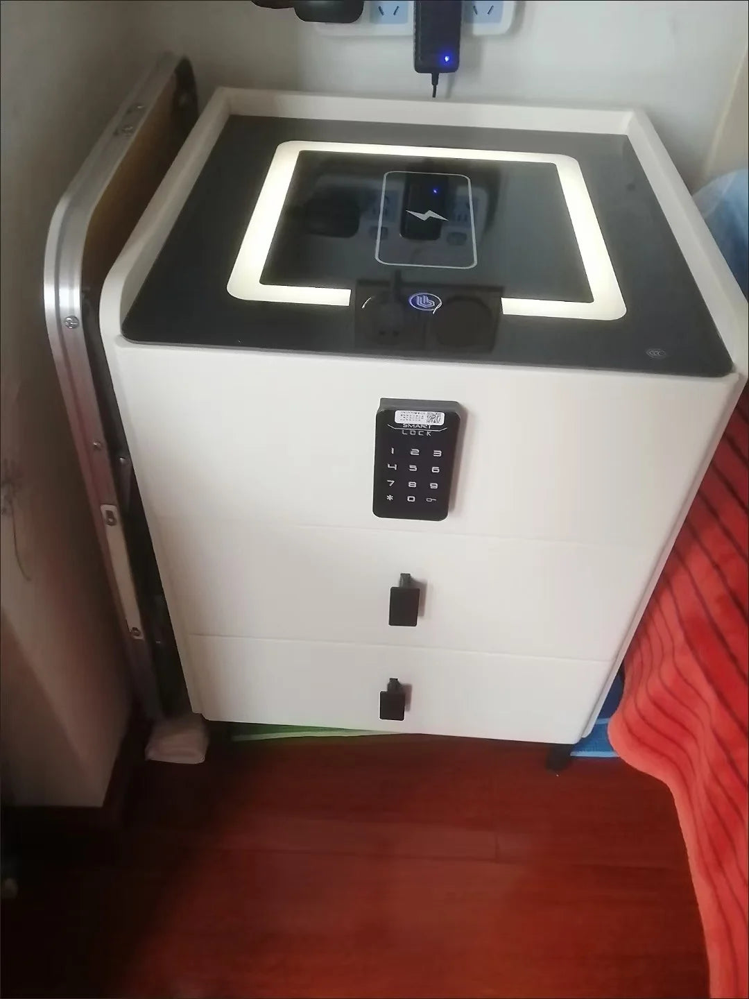 Smart Multifunctional Bedside Table with Wireless ChargerTouch Control 3-Color LEDLightModern Nightstand with Solid Wood