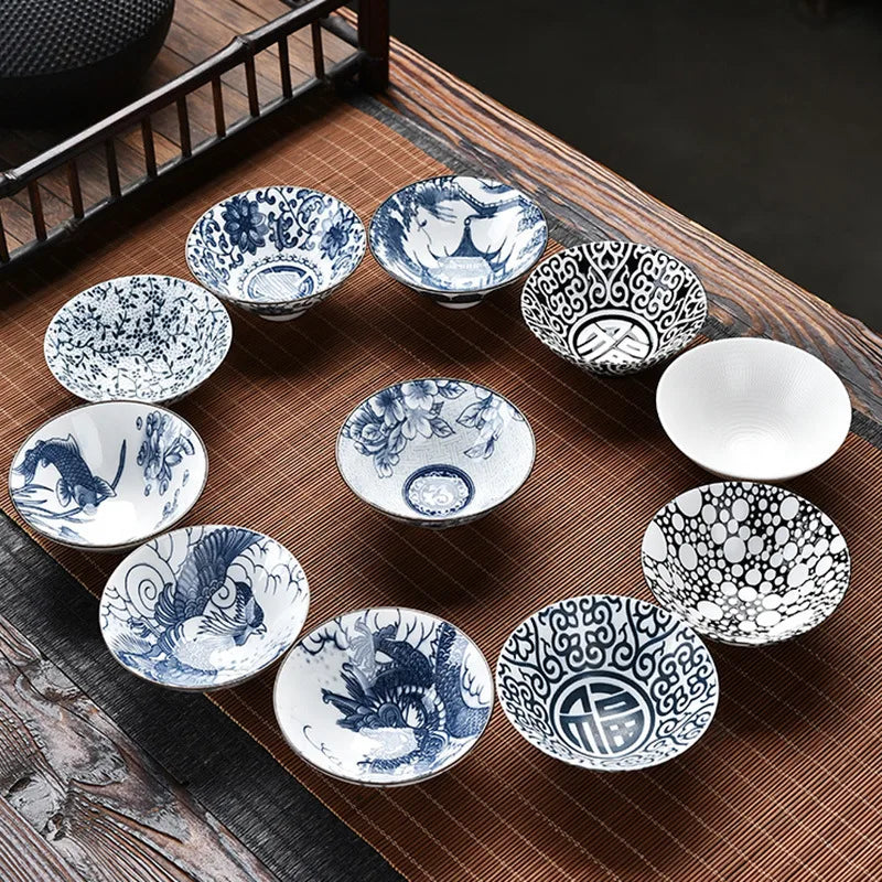 10pcs/box Blue and White Porcelain Tea Bowls Ceramic Kung Fu Small Teacups Single Master Cup with Gift Box Packaging Teaware Set