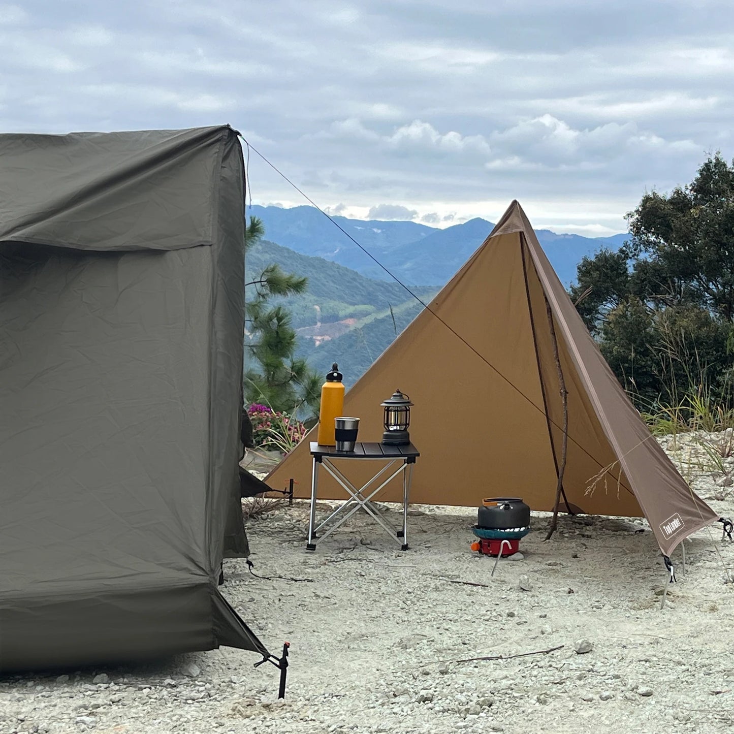 210g 20D Nylon Ultralight Camping Stove Windbreak Wind Screen Shield Fire Retardant No Poles Ropes Windproof Privacy Windscreen