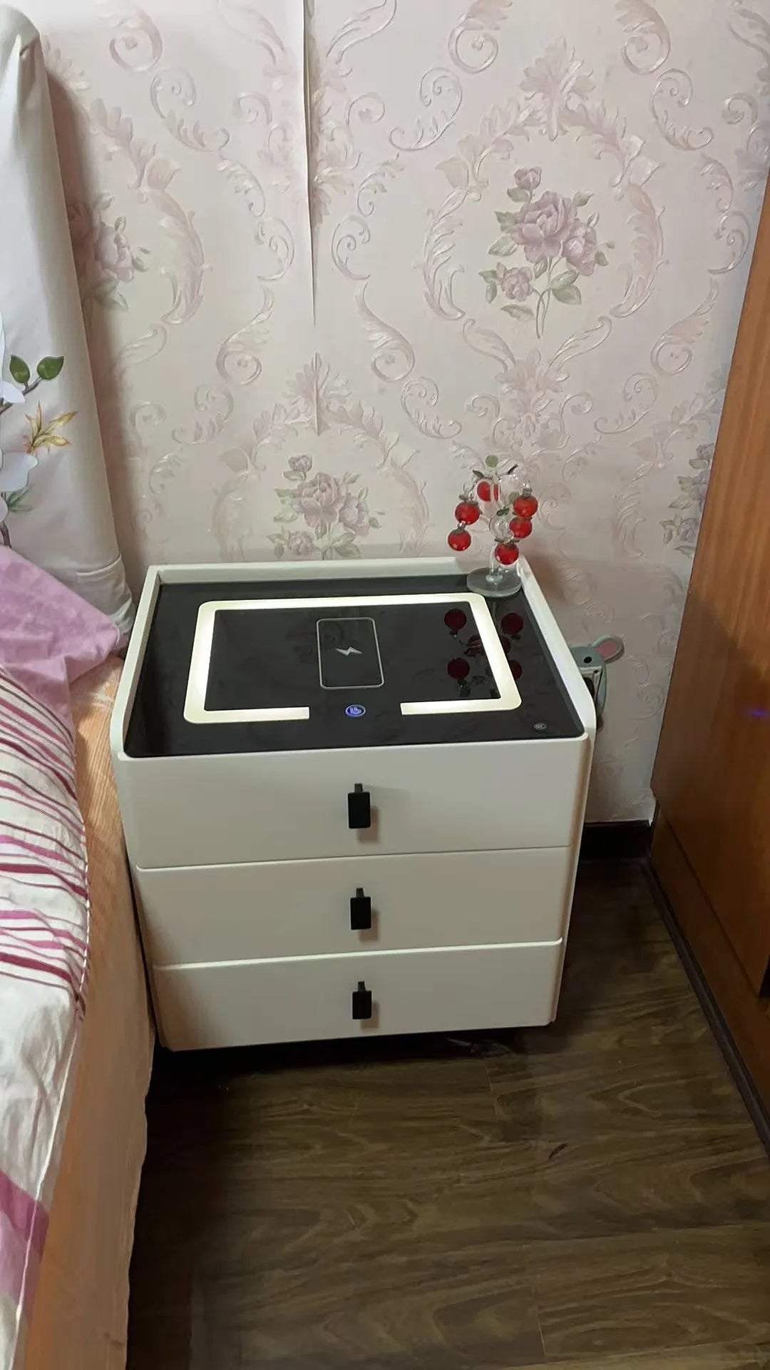 Smart Multifunctional Bedside Table with Wireless ChargerTouch Control 3-Color LEDLightModern Nightstand with Solid Wood