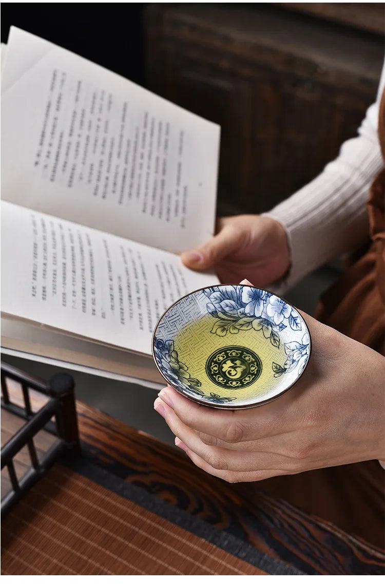 10pcs/box Blue and White Porcelain Tea Bowls Ceramic Kung Fu Small Teacups Single Master Cup with Gift Box Packaging Teaware Set