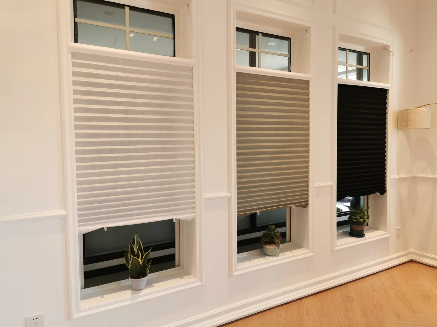 Cordless Pleated Fabric Window Blind For Room Darkening