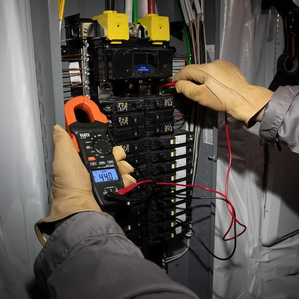 Klein Tools CL120KIT Clamp Meter Electrical Test Kit, AC Auto Ranging 400 Amp Backlit Display Includes GFCI Tester-Line Splitter